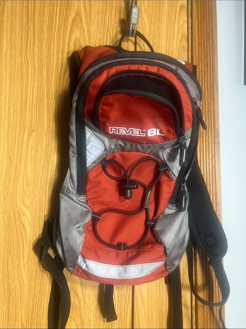 REVEL 8L Men's Red and Gray Daypack